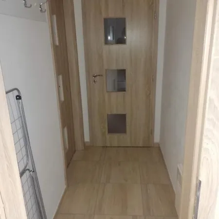 Apartman Petra Kovarska Exterior photo